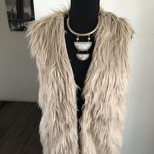 FAUX FUR COAT SIZE S